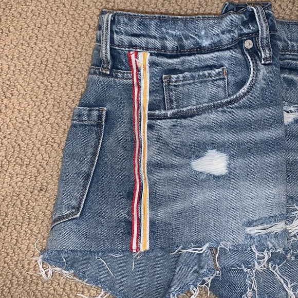 Women’s Blank NYC Jean Shorts - Size 25 - Picture 3 of 3